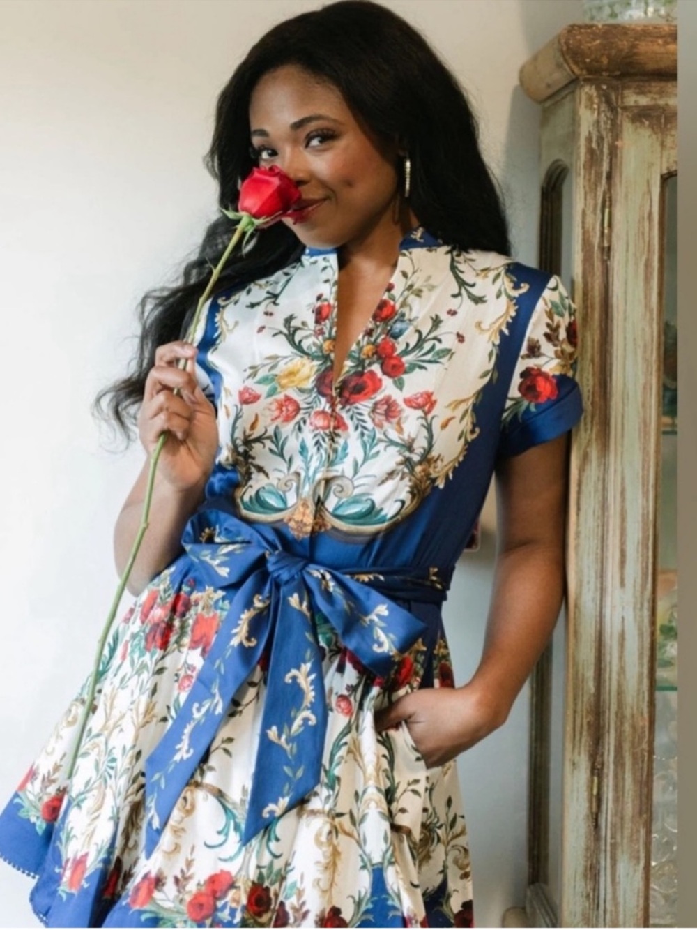 Alice + Olivia Blue & White Floral Mandarin-Collar Mini Dress - Picture 5 of 8